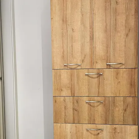Apartament Iris 3 *